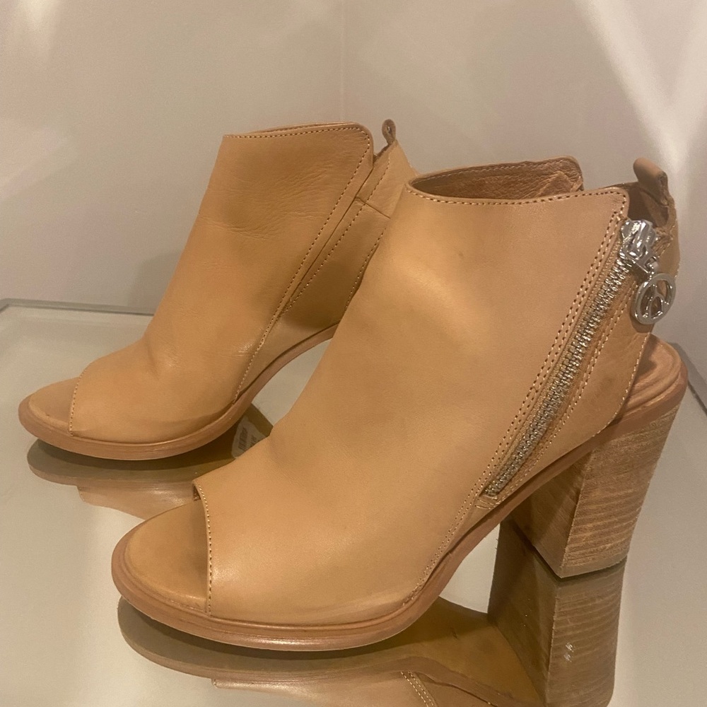 Open toe perfect shoes - Picture 6 of 6